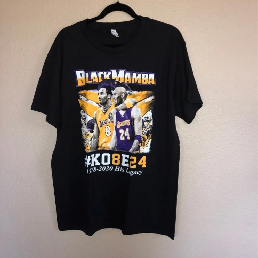❌SOLD❌Black Mamba Kobe Bryant shirt